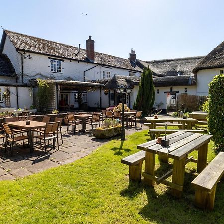 New Inn Crediton Eksteriør billede